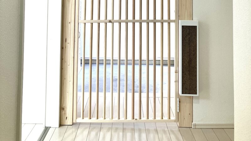 爪とぎ器付きゴロDECOフェンス